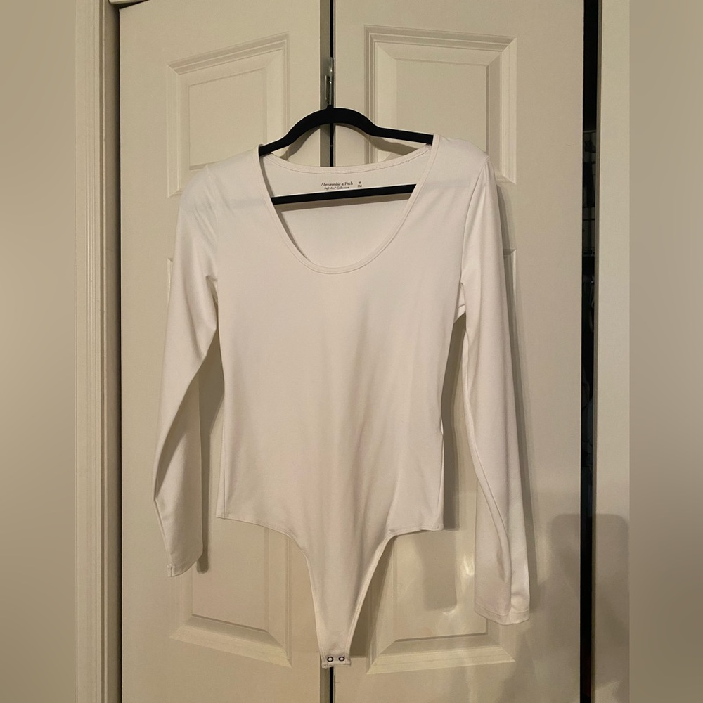 Cotton seamless white bodysuit size medium Abercrombie & fitch